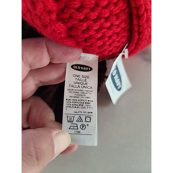 Old Navy Red And Maroon Winter Scarf - Picture 5 of 10